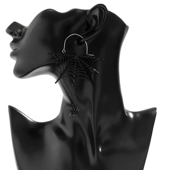 Halloween Sweet Cool Spider Mesh Fringe Earrings Dark Wind Metal Cutout - Picture 5 of 6